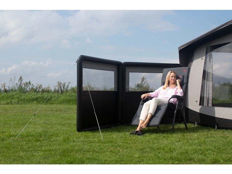 Telta Inflatable Two Panel PVC Windbreak AE0002 3 Telta Inflatable Two Panel PVC Windbreak AE0002 - Image 3