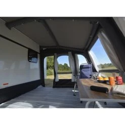 Dometic Grande AIR All-Season 390 M 9120001110 2023 -Hiking N Travel Sales kampagrandeallseason390inside compressor 2 1 1