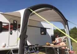 Dometic Sunshine Pro AIR Canopy 300 9120000029 9 Dometic Sunshine Pro AIR Canopy 300 9120000029 -Hiking N Travel Sales kampasunshinepro300close 2