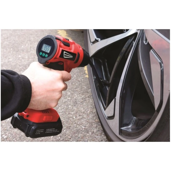 Streetwize Rechargeable Digital Air Compressor SWAC9 3 Streetwize Rechargeable Digital Air Compressor SWAC9 - Image 3